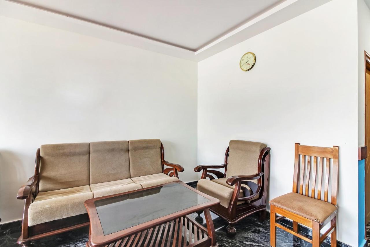 Vaccinated Staff- OYO 28303 Yesh Comforts Hotel Madikeri Exterior foto