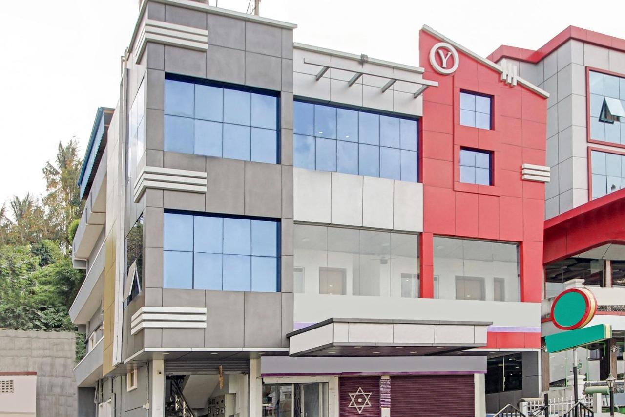Vaccinated Staff- OYO 28303 Yesh Comforts Hotel Madikeri Exterior foto